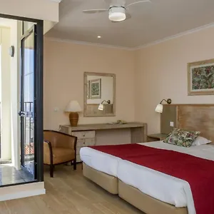 estudio-vista-mar-triplo.madeira-islandshotels.com/
